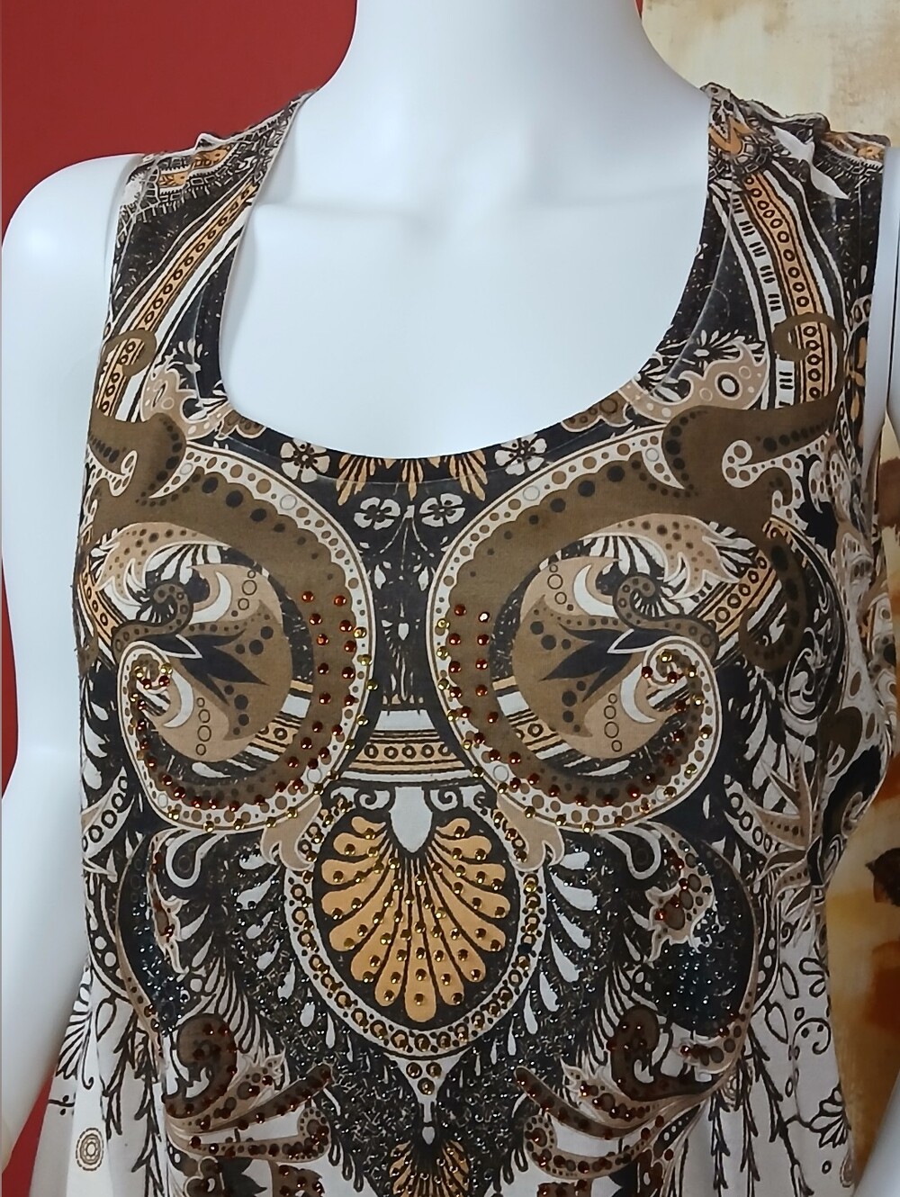 Sleeveless Printed Tank Top in Brown and Black